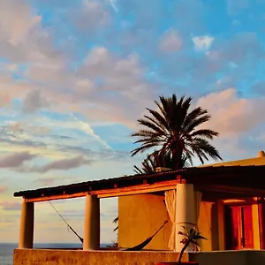 Hotel La Del Postino, Pollara